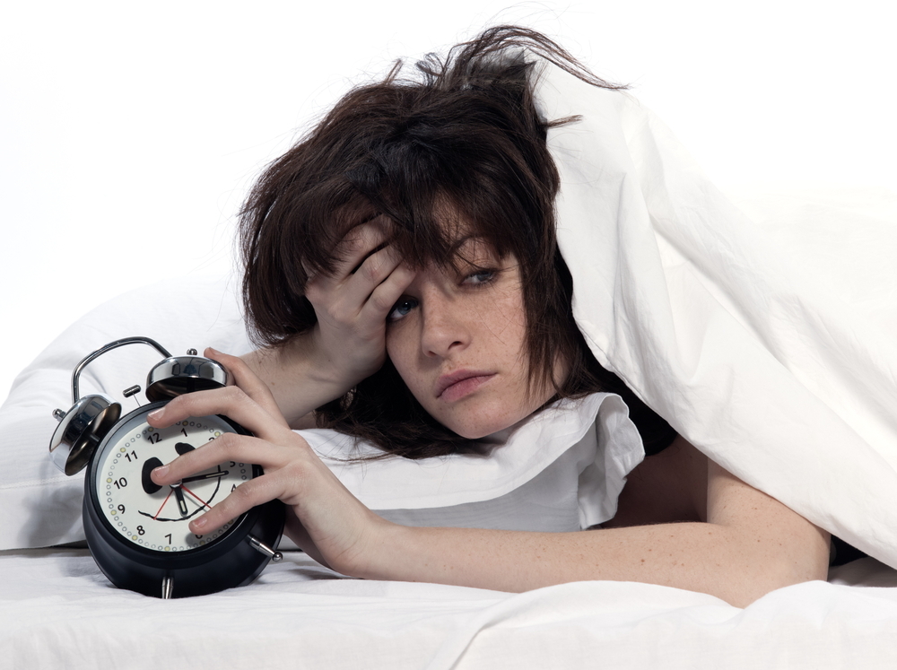 Schlafprobleme kommen in der Gesamtbevölkerung häufig vor. Menschen mit Huntington-Krankheit haben möglicherweise auch noch andere Gründe für Schlafschwierigkeiten.  