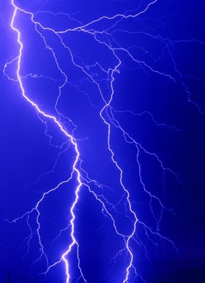 Es wird gehofft, dass KMO-Inhibitoren in der Lage sein könnten, Zellen vor Schäden durch zu viel elektrische oder chemische Stimulation zu schützen - bekannt als exzitotoxischer Tod