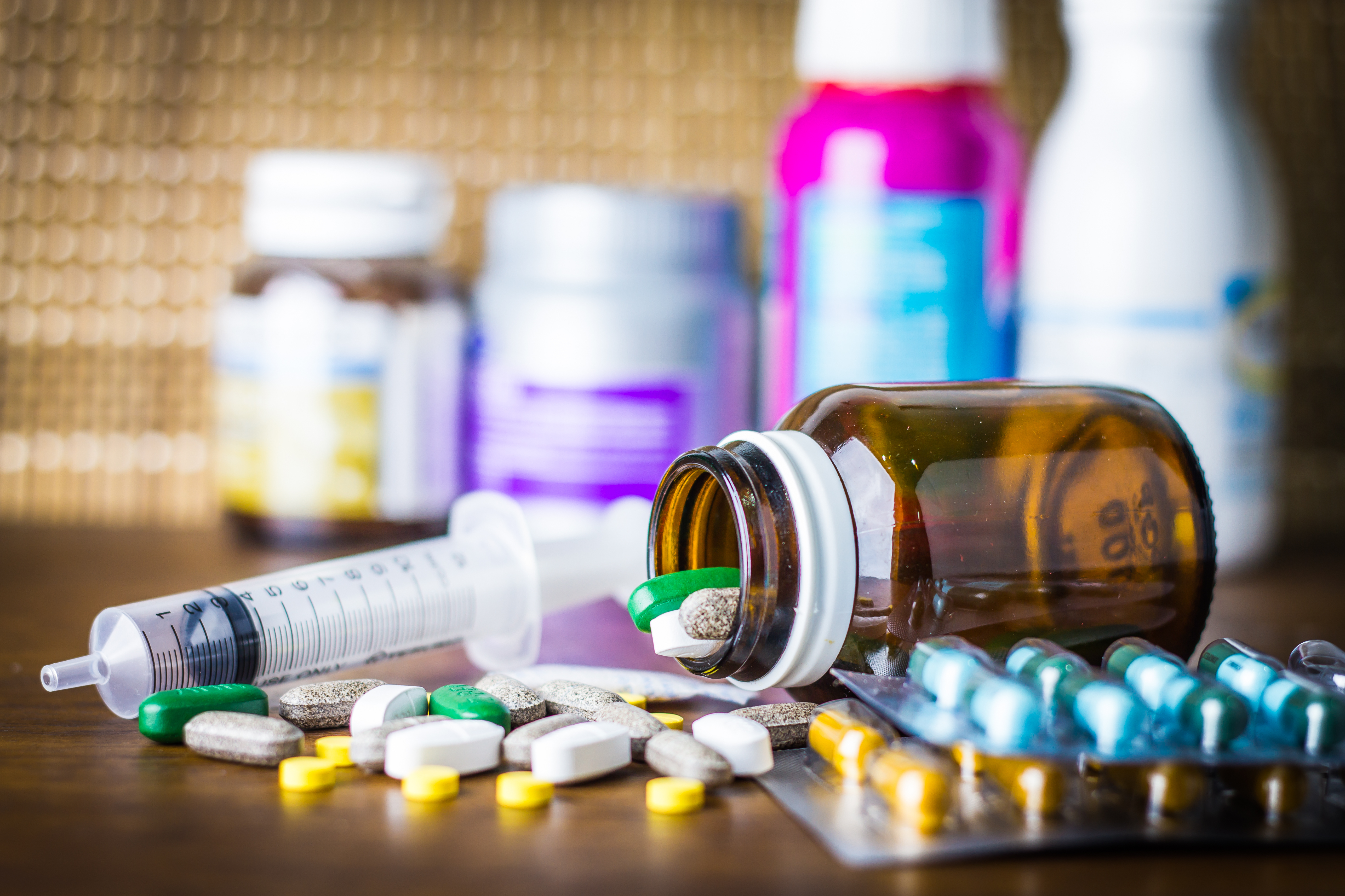 Regulierungsbehörden wie die FDA und die EMA brauchen sehr genaue Nachweise, bevor sie Medikamente zulassen können. Das HD-RSC soll daran arbeiten, deren Erbringung zu beschleunigen.