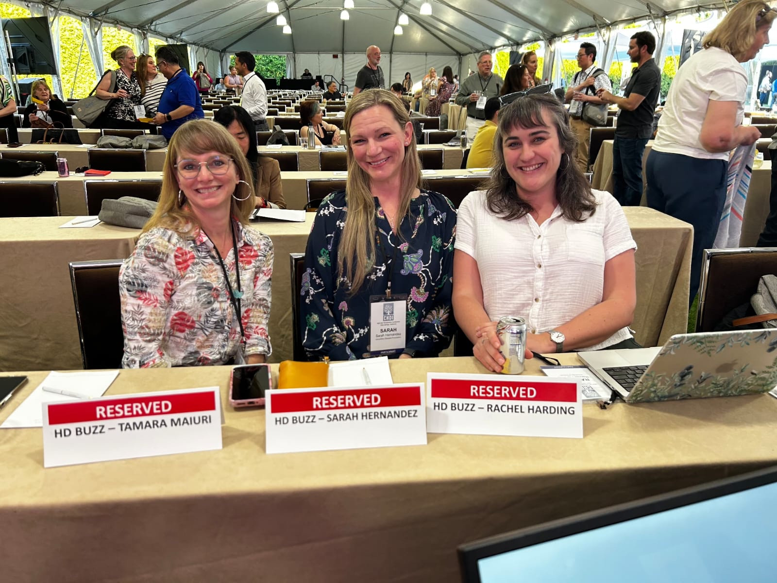 Das Team von HDBuzz ist vor Ort und freut sich, Ihnen live von der 20. jährlichen CHDI-Konferenz über Therapeutika für die Huntington-Krankheit berichten zu können!